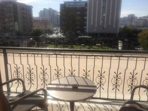 Balcony - Karşıyaka Otel (Izmir)