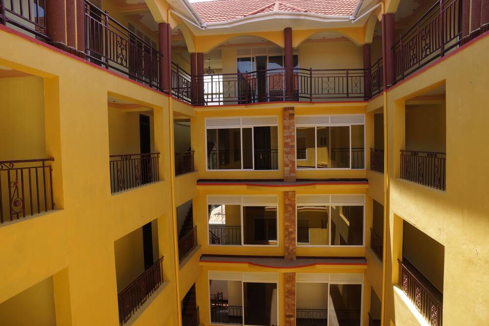 Oasis Top Hotel