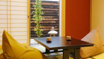 Japanese Western Style Room with Private Bathroom (Annex Building) | Free WiFi