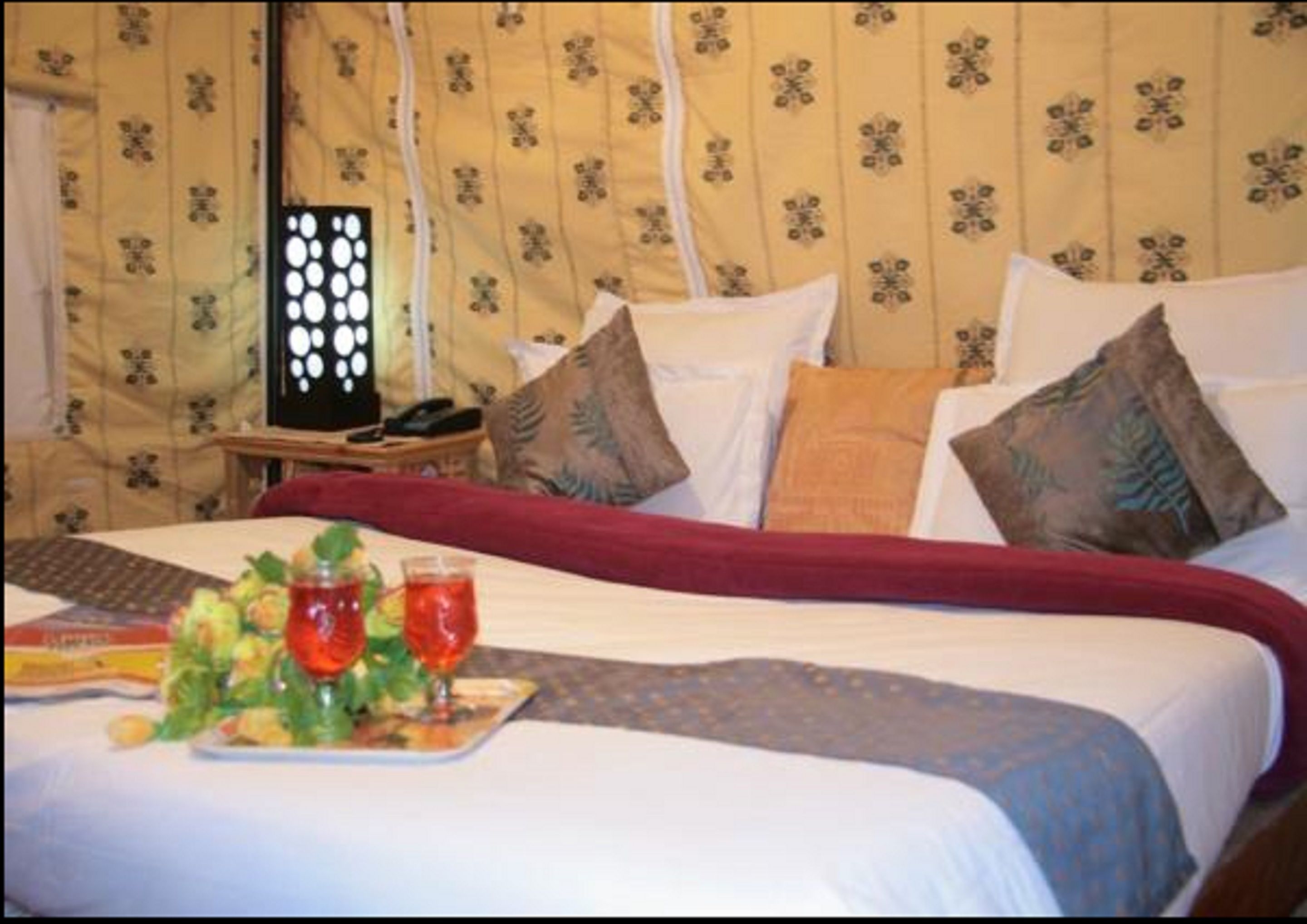 Telt – deluxe, fjellutsikt | Allergitestet sengetøy, ekstrasenger (mot et tillegg) og sengetøy