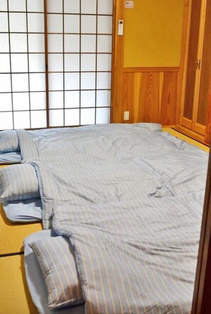 傳統共用宿舍, 男女混合宿舍 (Japanese Style, Rindo) | 免費無線上網