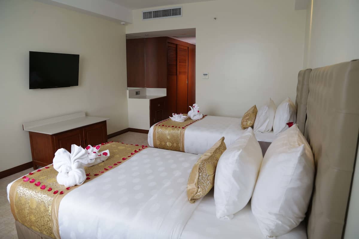 Minibar, in-room safe, desk, blackout curtains