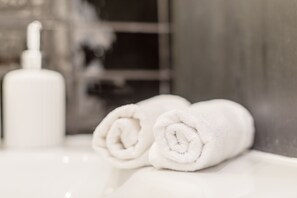 Apartment | Badezimmer