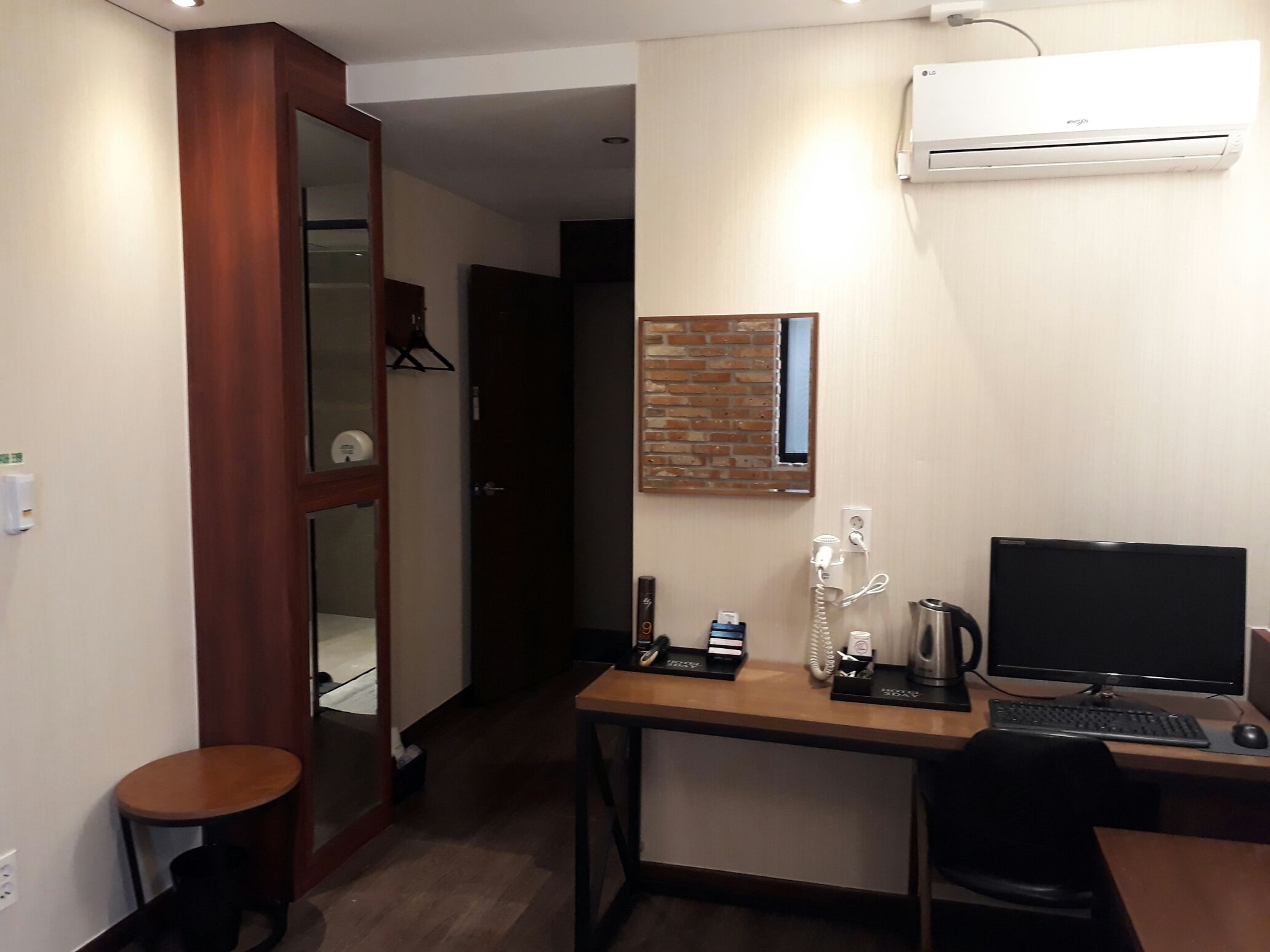 deluxe room (semi deluxe a) | blackout curtains, free wifi, bed sheets