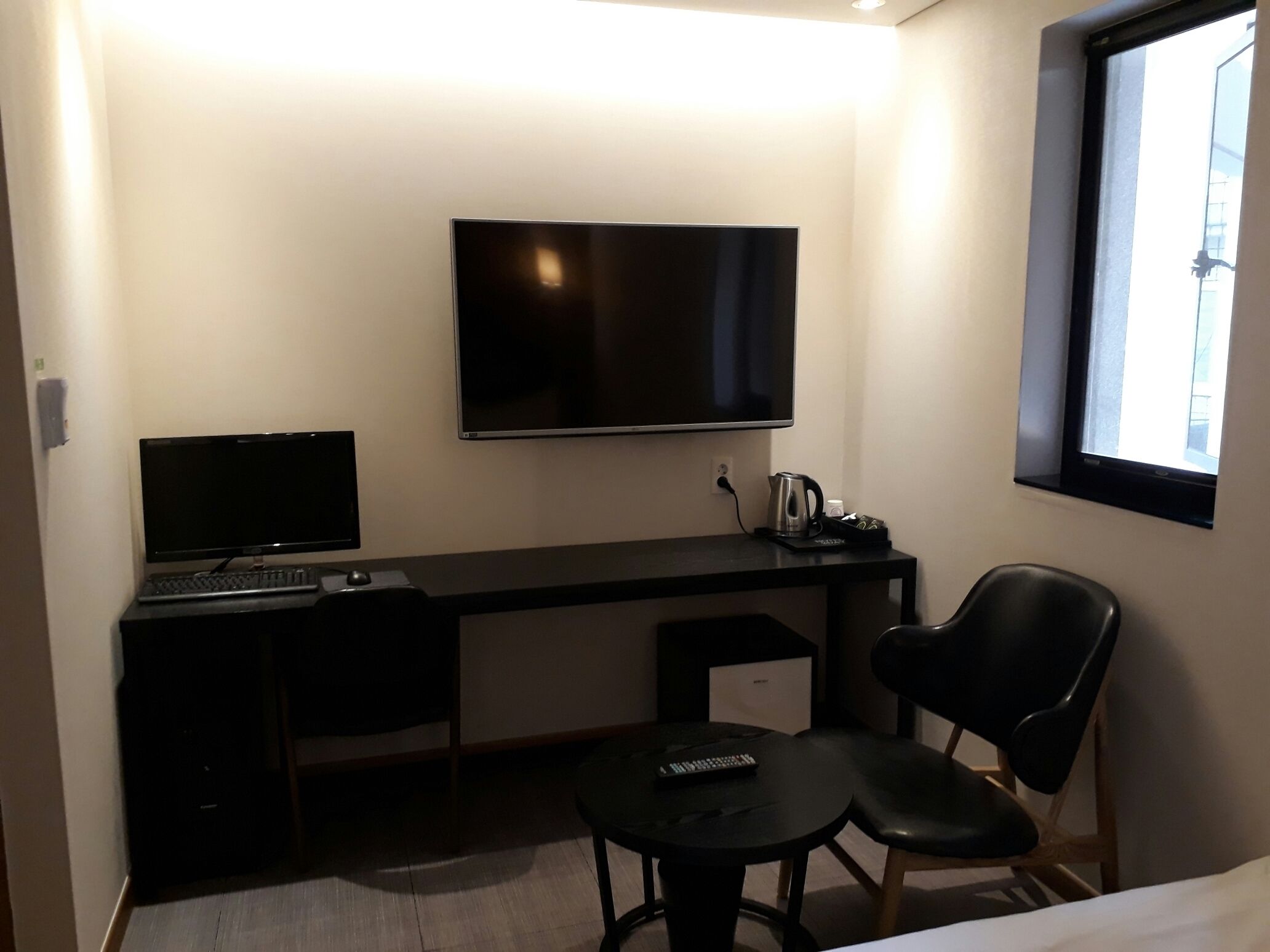 deluxe room (semi deluxe a) | blackout curtains, free wifi, bed sheets