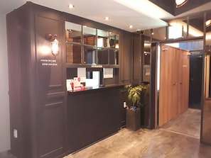 Quầy tiếp tân
