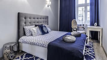 1 habitación, ropa de cama de alta calidad y escritorio