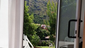 Appartement, 4 chambres, 2 salles de bains (2 Kitchen) | 1 chambre, bureau, Wi-Fi gratuit, draps fournis