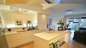 Apartemen Deluks, 2 kamar tidur | Dapur pribadi
