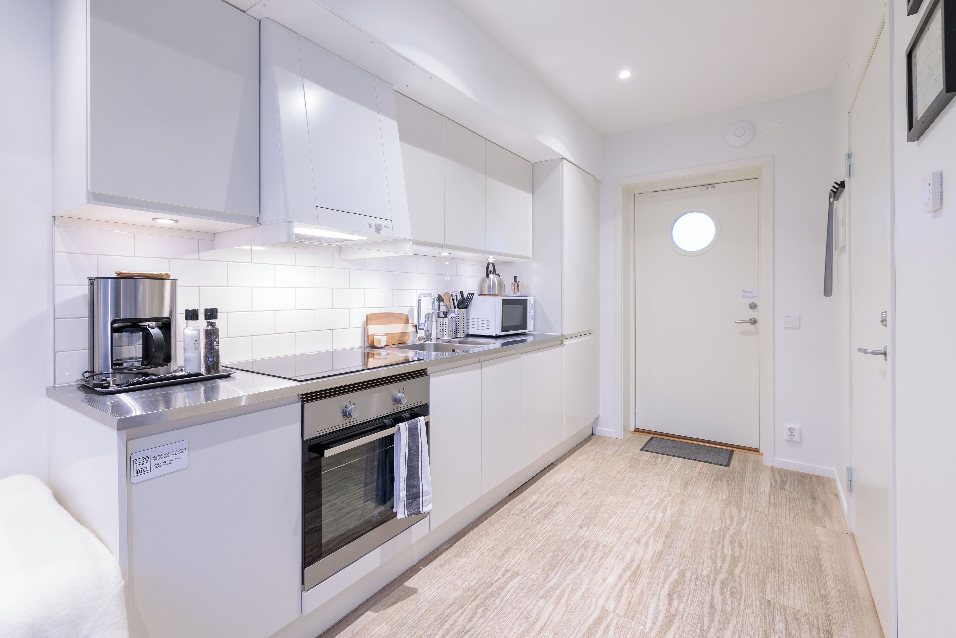 Double Room, Terrace | Blackout drapes, iron/ironing board, travel crib, free WiFi