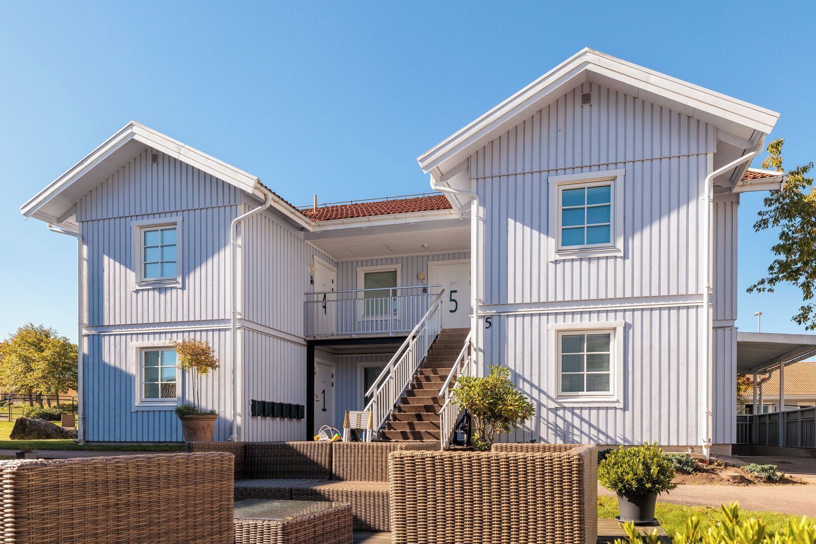 Fachada de la propiedad