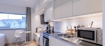 Easy Livin Apartment Hotel by Stubor