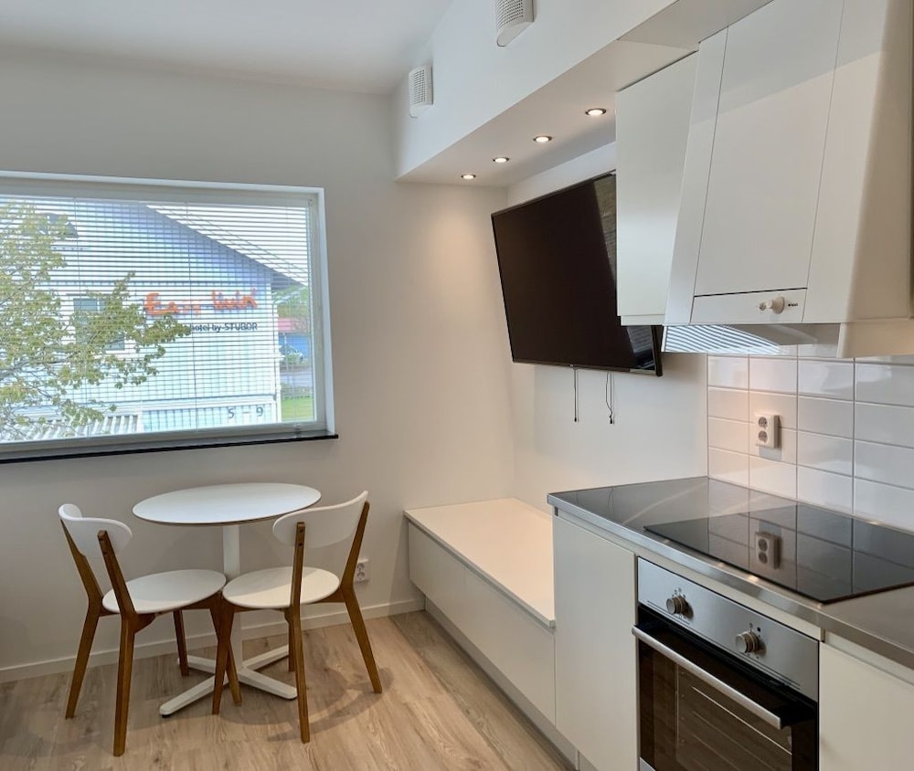 Easy livin' apartment hotel photo 5