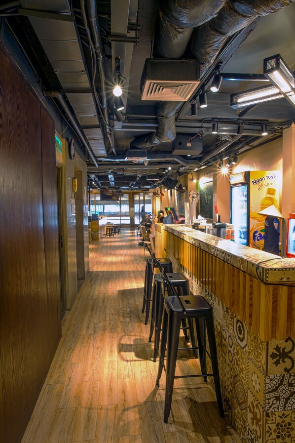 Desayuno a la carta (con cargo) 