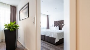 ห้องเอลีทสวีท (Hofburg) | เครื่องนอนระดับพรีเมียม, ผ้านวมขนเป็ด, เตียง Tempur-Pedic