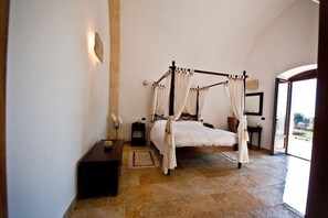 Junior Studio Suite