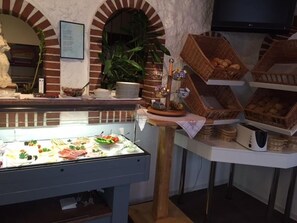 Morgenmadsbuffet hver dag mod et gebyr