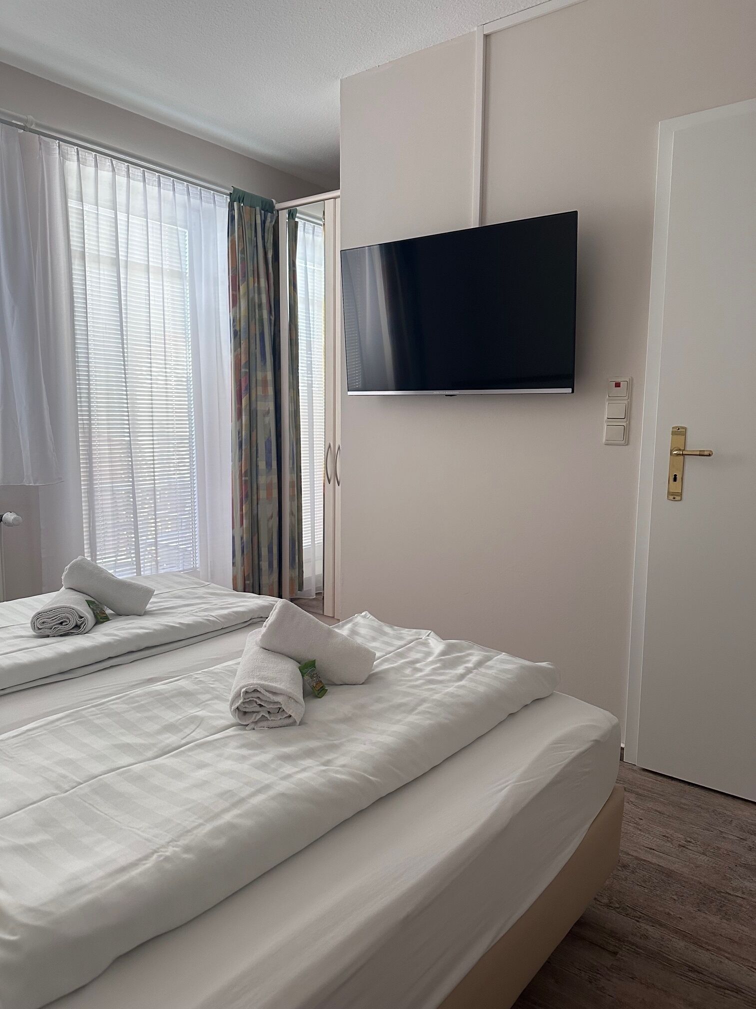 economy double room | in-room safe, cots/infant beds, rollaway beds, free wifi
