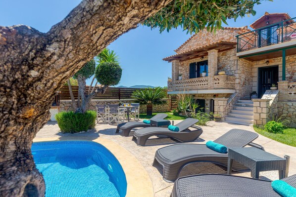 Outdoor pool - Tierra Olivo (Zakynthos)