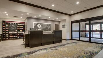 Mostrador para check-in y check-out