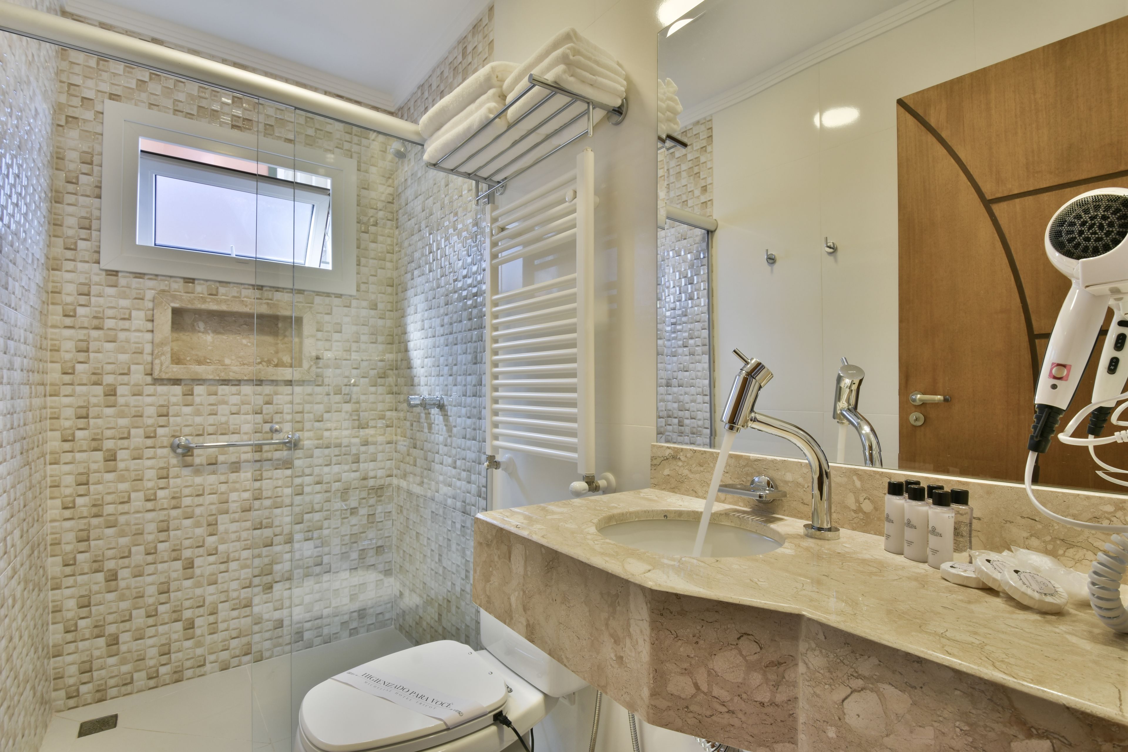 deluxe triple room | bathroom | shower, free toiletries, hair dryer, towels