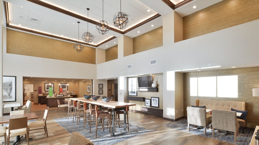 Hampton Inn & Suites Menomonie-UW Stout