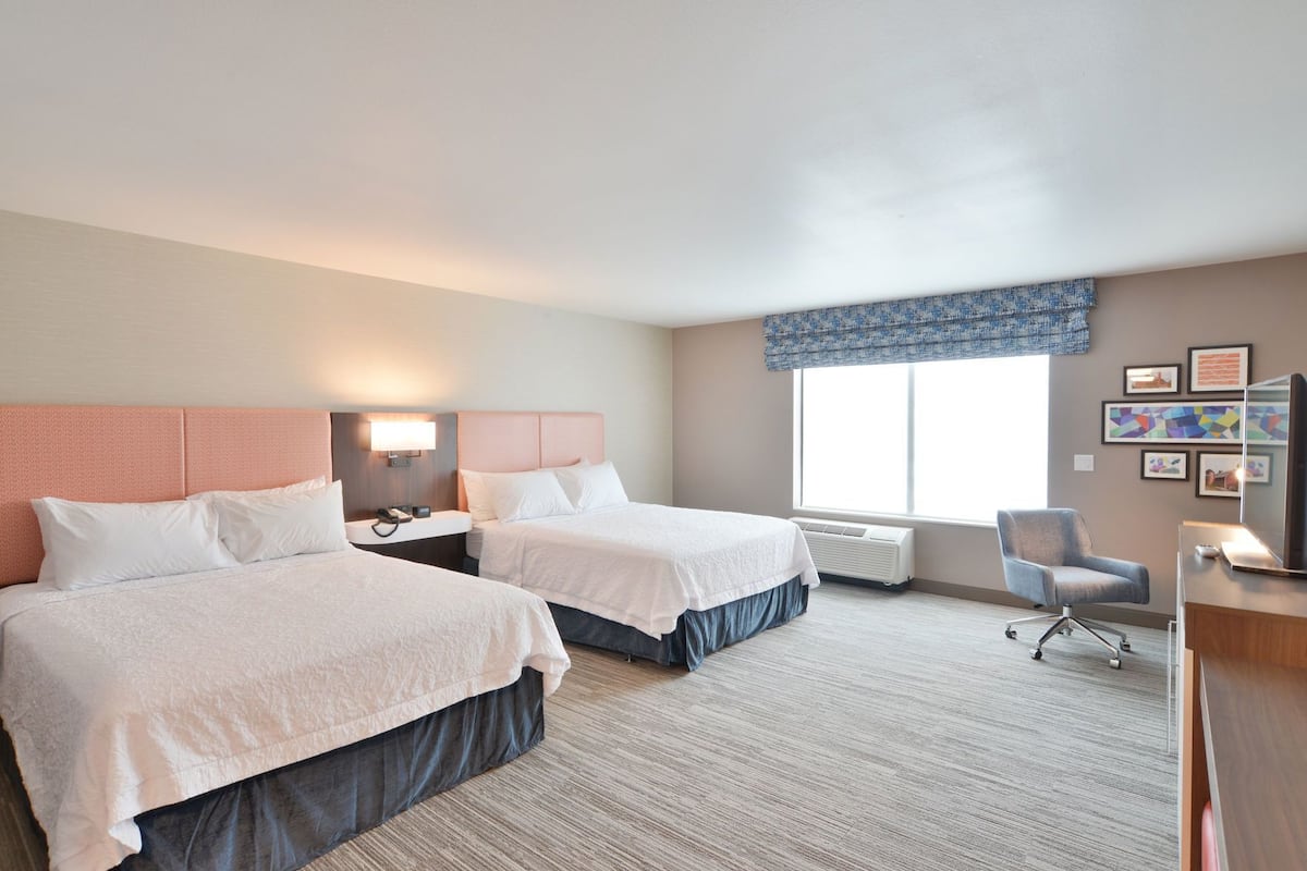 In-room safe, blackout drapes, cribs/infant beds, rollaway beds