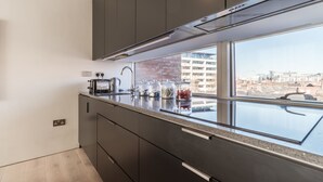 Private kitchen - The Daniel Day Lewis Suite - Hiphipstay (Dublin)