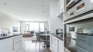 Unclassified image, 2 of 38, button - 5STARSTAY The Dublin City Centre Penthouse Suite (Dublin)