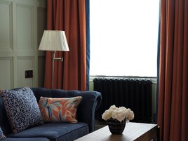 Superior Room | Desk, laptop workspace, free WiFi, bed sheets