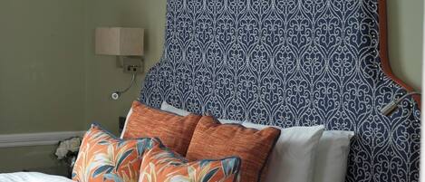 Superior-værelse | Skrivebord, arbejdsområde til bærbare computere, gratis Wi-Fi, sengetøj