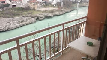 Comfort Studio, Balcony, River View | Balkoni
