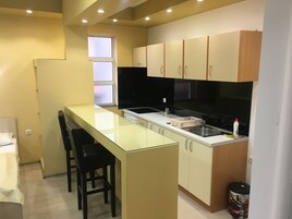 Comfort-Studio, Balkon, Flussblick | Eigene Küche