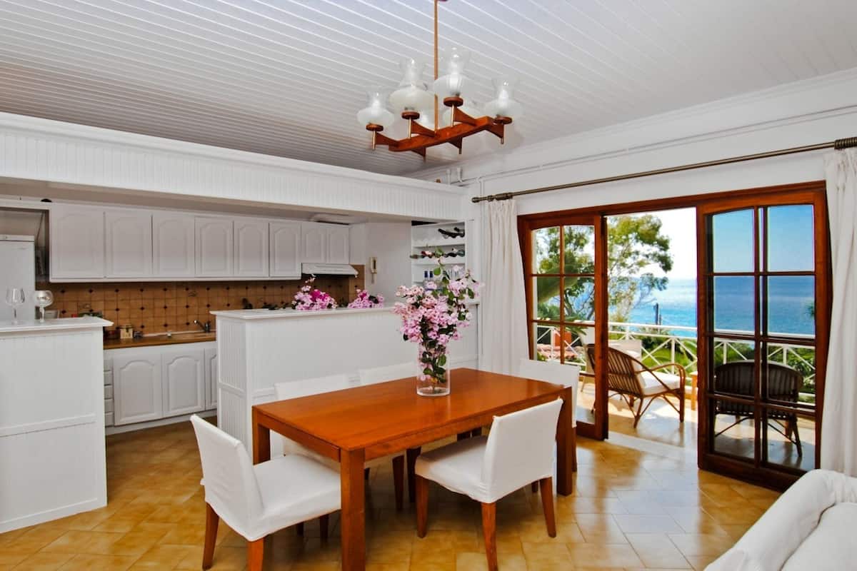 Apartment, 3 Bedrooms, Balcony | Private kitchen