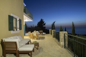 Terrace/patio - Boo Premium Living Villas (Lefkada)
