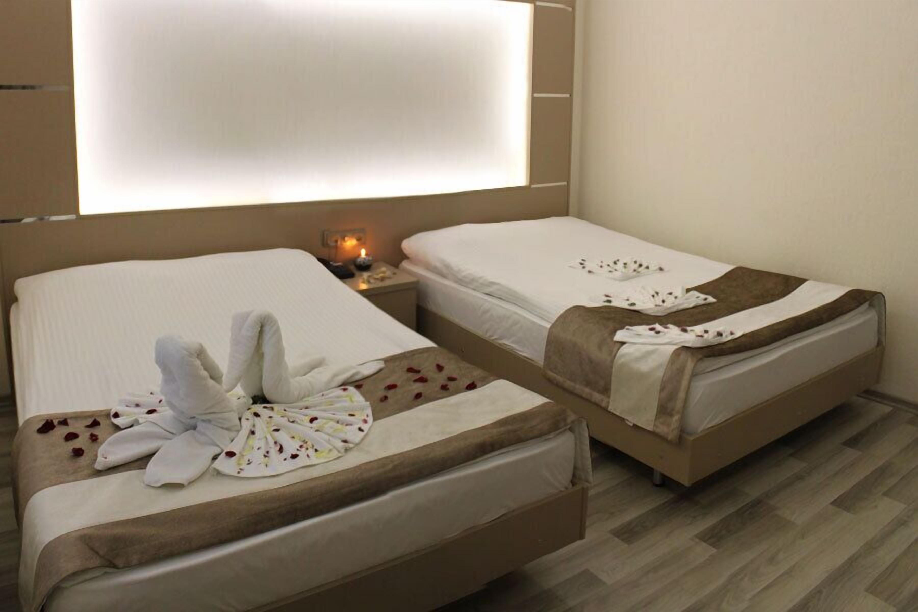 Bureau, chambres insonorisées, Wi-Fi gratuit