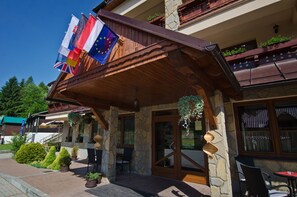 Terrace/patio - Garni Hotel Fatra (Terchova)