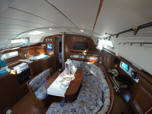 Suite Mewah, 3 kamar tidur, pemandangan laut | Seprai premium, tirai kedap cahaya, dan seprai linen