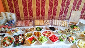 Se sirven desayunos, almuerzos y cenas