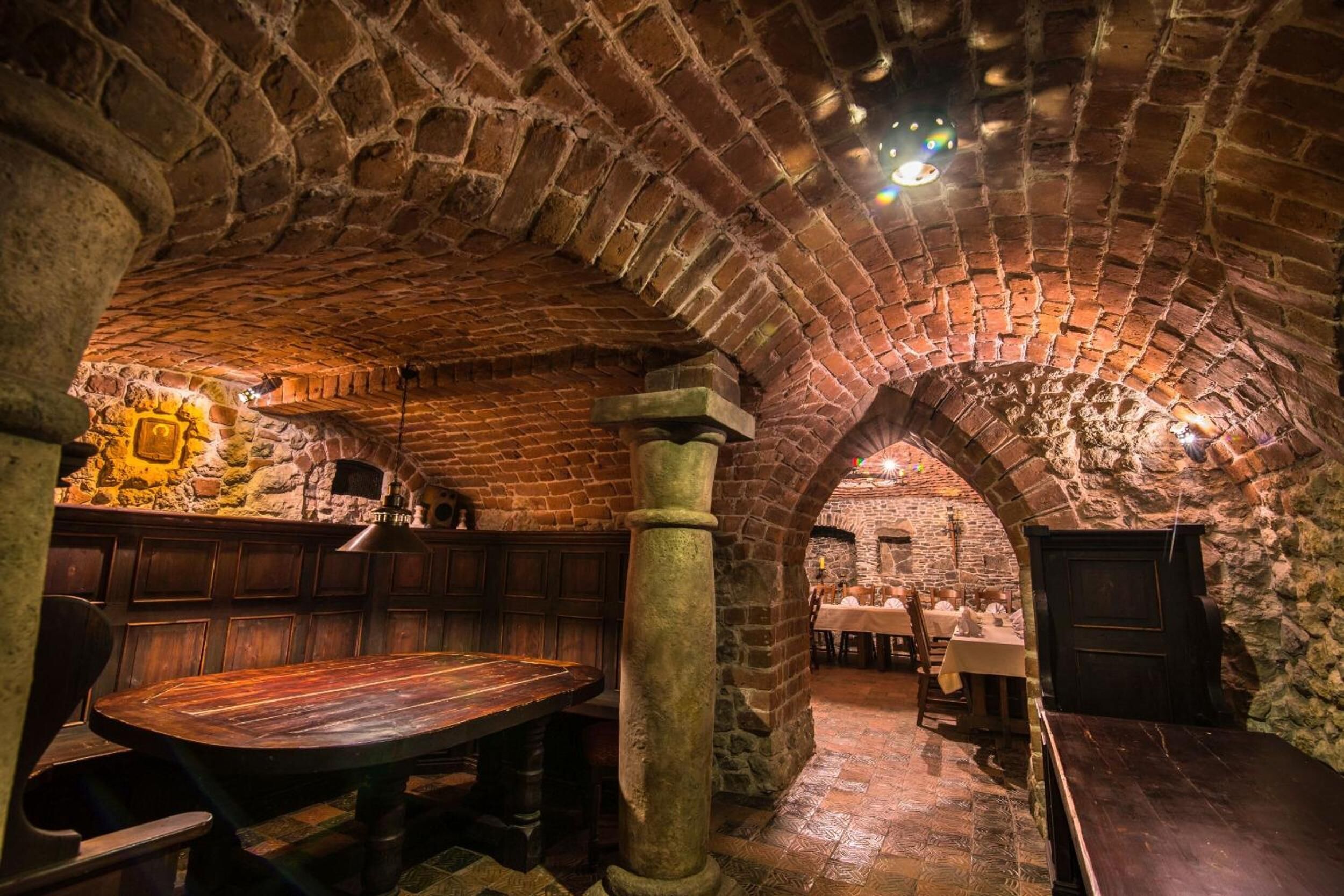 breakfast, lunch, dinner served; local and international cuisine