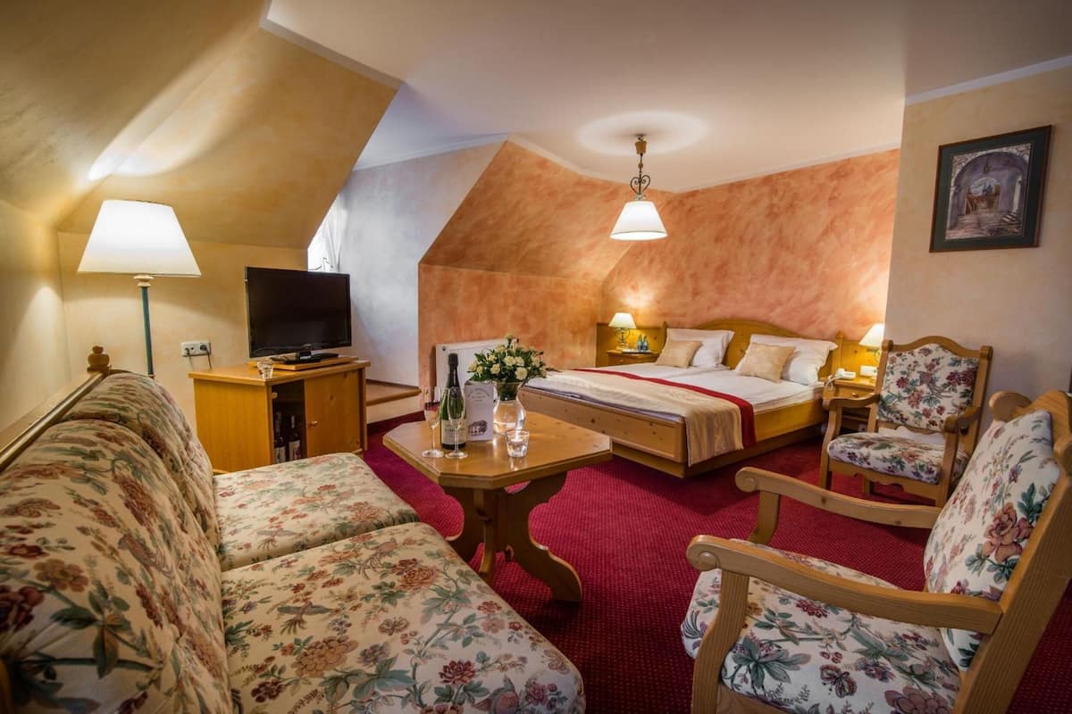 premium bedding, minibar, iron/ironing board, free cots/infant beds