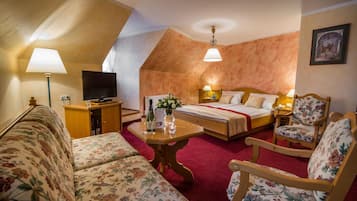 Seprai premium, minibar, dan setrika/meja setrika