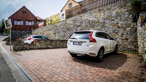 Parking -  Dueta Apartment (Cesky Krumlov)