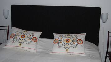 Stuga | Skrivbord, mörkläggningsgardiner, strykjärn/strykbräda och gratis wi-fi