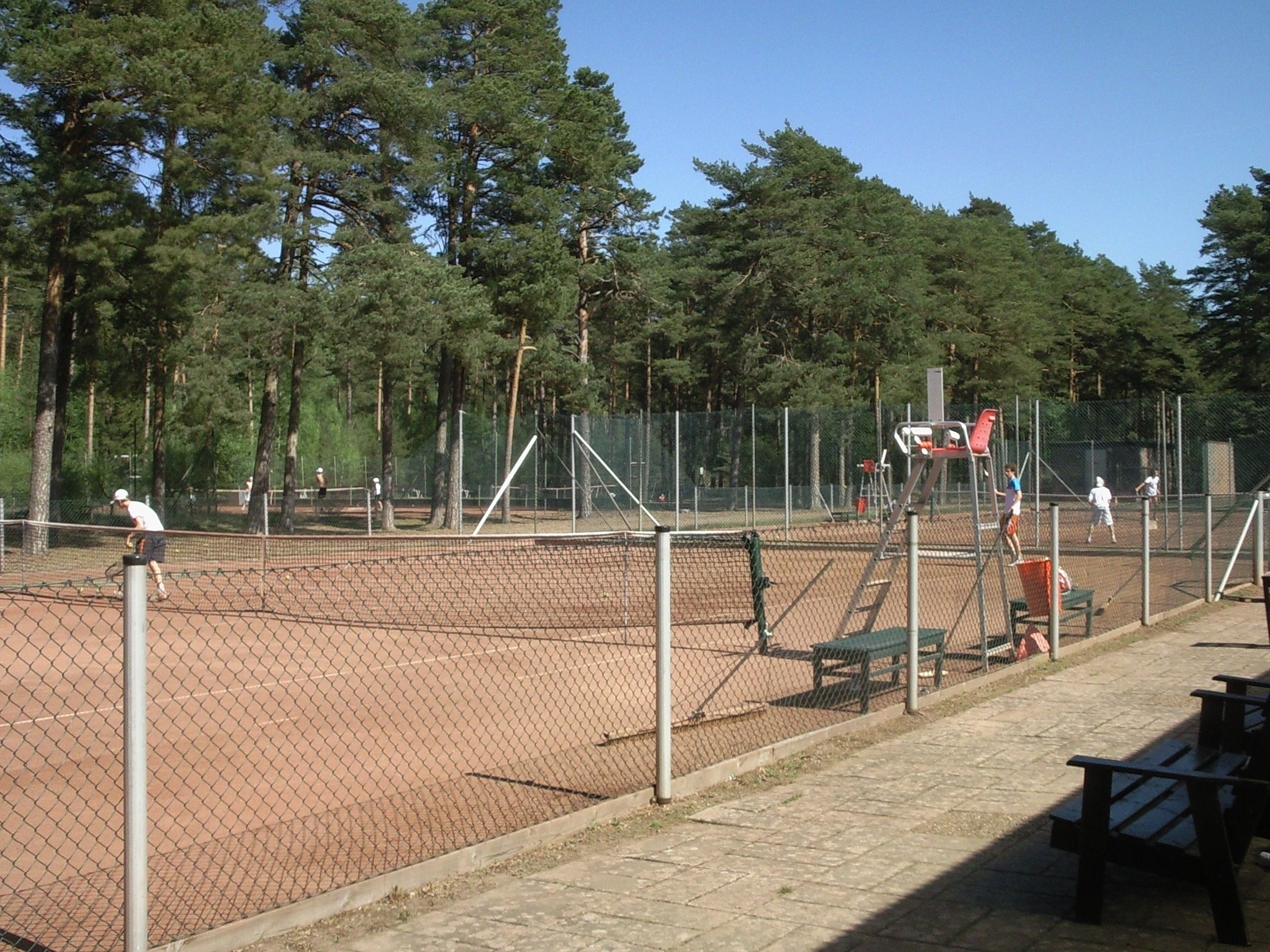 Tennis court