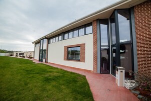 Entrada al alojamiento