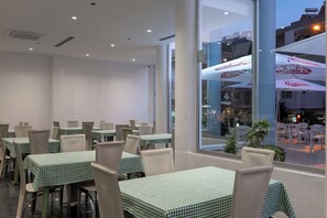 Restaurant - Arel Hotel (Sarandë)