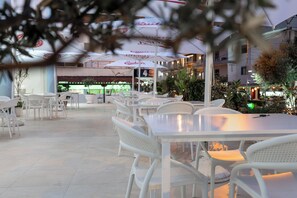 Restaurant - Arel Hotel (Sarandë)
