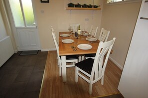 In-room dining - Eilean Donan View (Kyle)