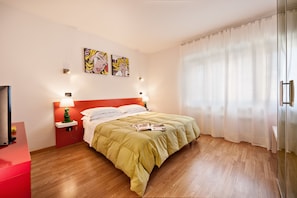 Ropa de cama de alta calidad, escritorio, tabla de planchar con plancha